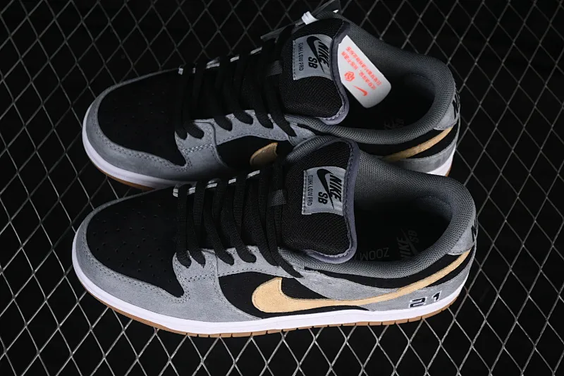 All categories Nk SB Dunk series Nk SB Dunk Low low-top sneakers Nike SB Dunk Low SB low-top casual sneakers BQ6817-204